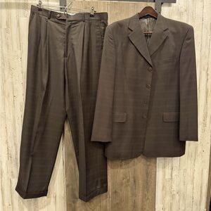 Phat Farm brown two piece suit size 42 jacket and 36L pant